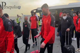 همراه با بازیکنان پرسپولیس از تهران به اصفهان
