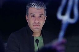سورپرایز آریا عظیمی‌نژاد توسط عوامل عصر جدید