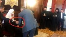 نوشیدنی مشکوکی که بین روحانیون مسیحی تعارف شد!