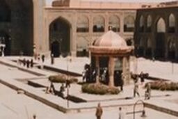  اولین فیلم رنگی از حرم امام رضا(ع) در سال ۱۳۱۸ 