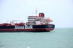  هشدار نیروی دریایی سپاه به ناو جنگی انگلیس: دخالت نکن!