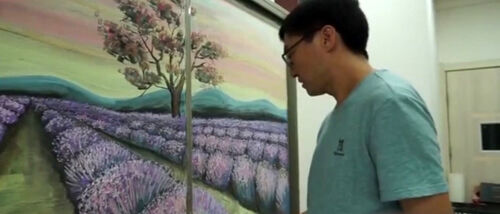 هنرفوق العاده معلم چینی روی تخته سیاه 