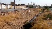 وضعیت نامناسب فاضلاب مجاورت منطقه مسکونی در شوشتر 