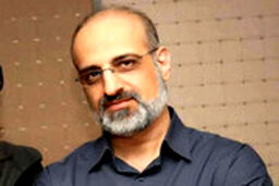 ویدئویی کمتر دیده شده و قدیمی از محمد اصفهانی در حال تلاوت قرآن