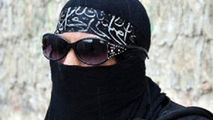 اقدام غیرمنتظره زن داعشی در اتاق بازپرسی