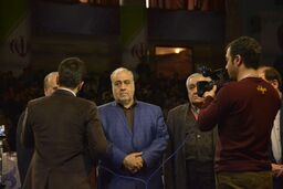نقد پذیری استاندار، یک گام رو به جلو / نقد را از توهین جدا کنیم
