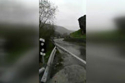 وضعیت رودخانه کرج و جاده خالی از خودروی چالوس