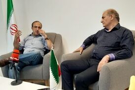 

یک کاریکاتوریست باید نگاهی خلاقانه داشته باشد
