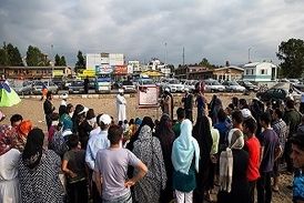 اقدام متفاوت طلبه ها در ساحل مازندران