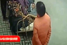 شگرد زن چینی برای ربودن کودک!