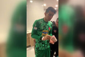  شعبده بازی جالب بیرانوند در رختکن پرسپولیس