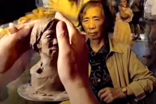 پرتره‌های شگفت‌انگیز هنرمند خیابانی با استفاده از گل رس 